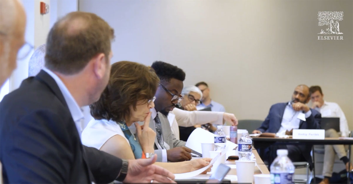 Attendees of the US Confidence in Research roundtable talk about how to advance advance confidence in research. Read about it and watch a video summary below. 